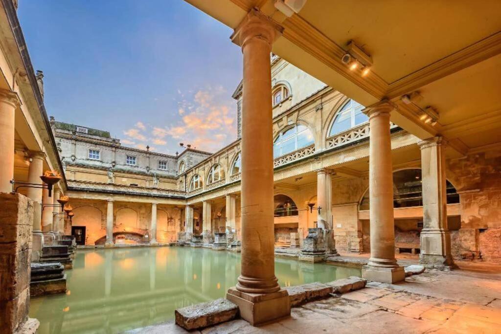 Stunning & Central Milsom Street Apartment Μπαθ Εξωτερικό φωτογραφία